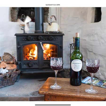 Ty Fferm Hen, Ancient Farmhouse, Coity Bach Talybont-on-Usk Bagian luar foto