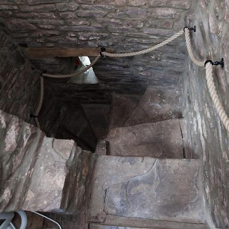 Ty Fferm Hen, Ancient Farmhouse, Coity Bach Talybont-on-Usk Bagian luar foto