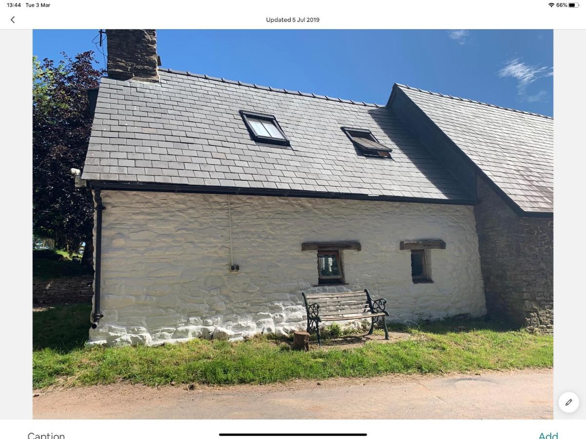 Ty Fferm Hen, Ancient Farmhouse, Coity Bach Talybont-on-Usk Bagian luar foto