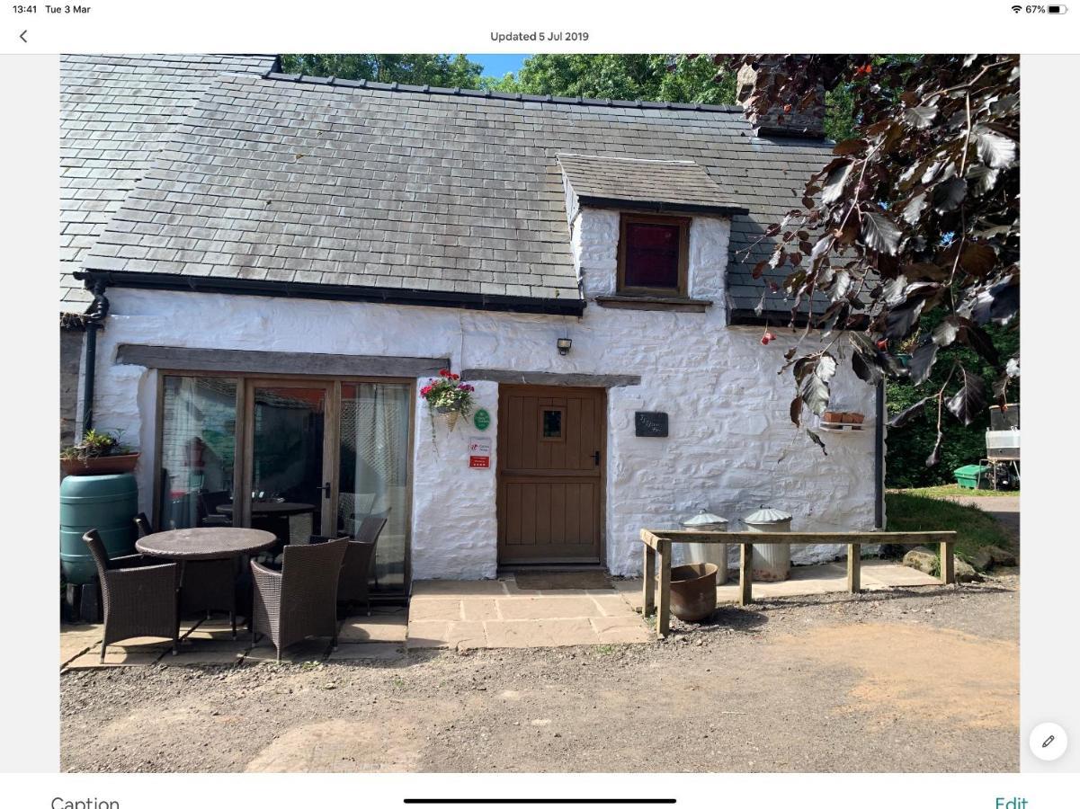 Ty Fferm Hen, Ancient Farmhouse, Coity Bach Talybont-on-Usk Bagian luar foto