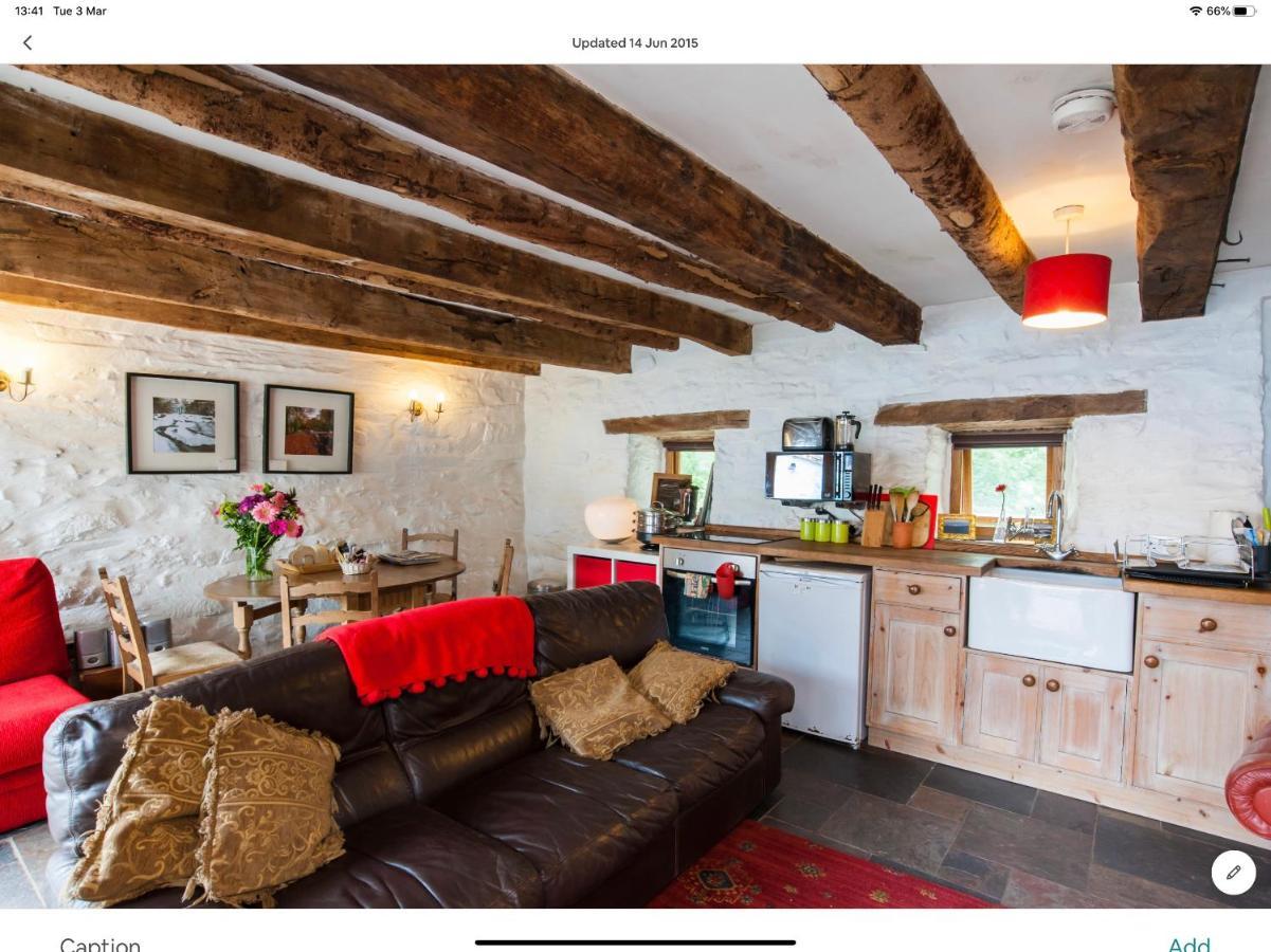 Ty Fferm Hen, Ancient Farmhouse, Coity Bach Talybont-on-Usk Bagian luar foto
